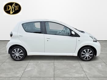 Used Toyota AYGO 2013 for sale - 79575926: Photo