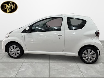 Used Toyota AYGO 2012 for sale - 78621413: Photo