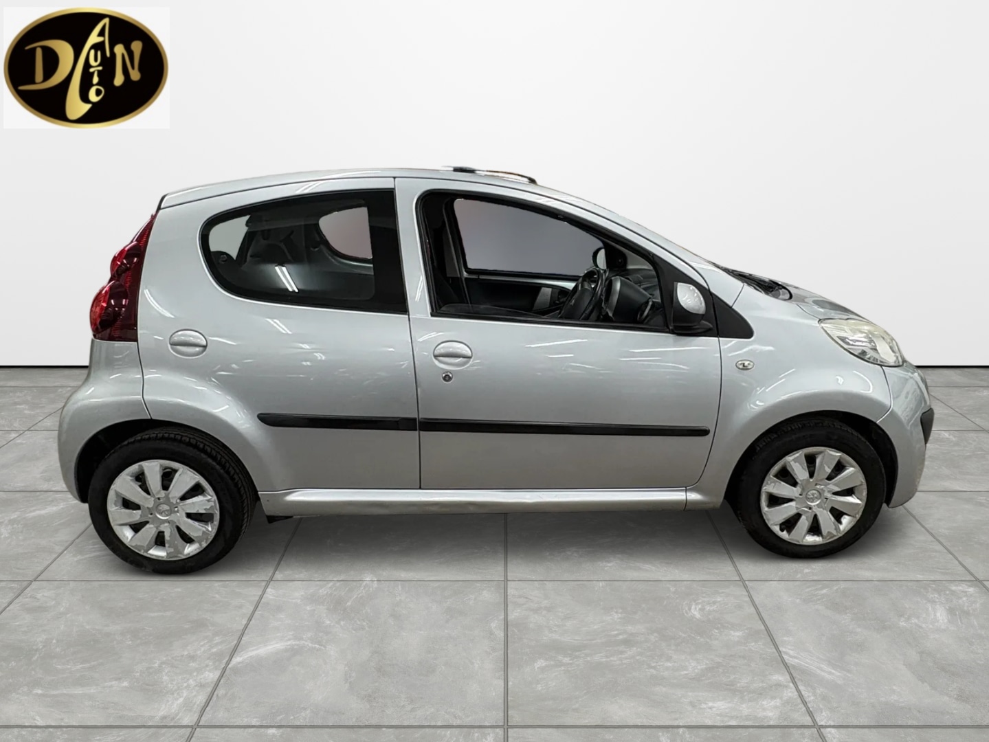 Used Peugeot 107 2013 for sale - 77495104: Photo 7