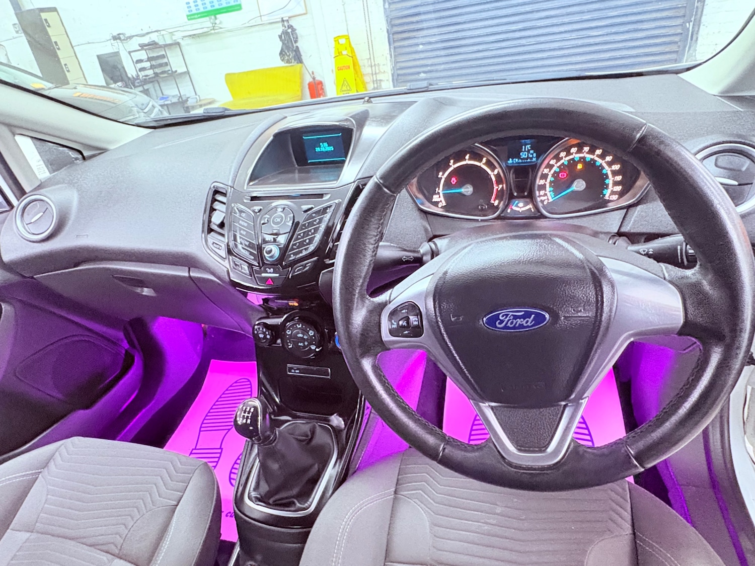 Used Ford Fiesta 2015 for sale - 76407772: Photo 9