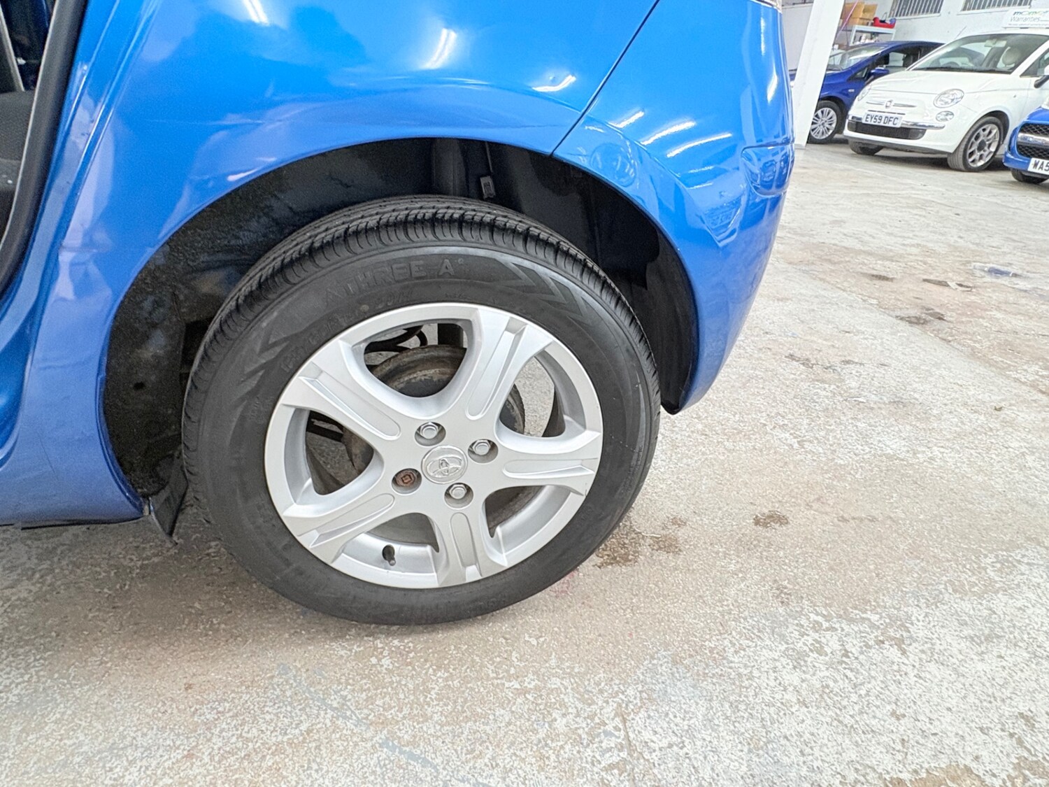 Used Toyota Yaris 2010 for sale - 76172740: Photo 25