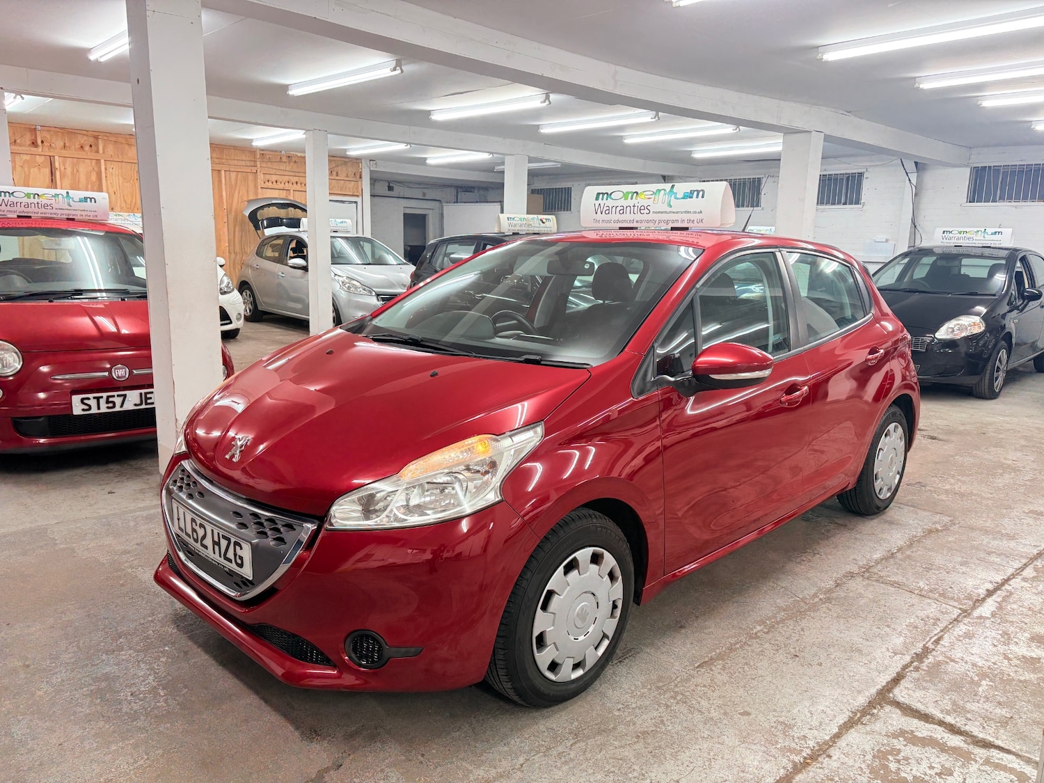 Used Peugeot 208 2012 for sale - 76347277: Photo 2