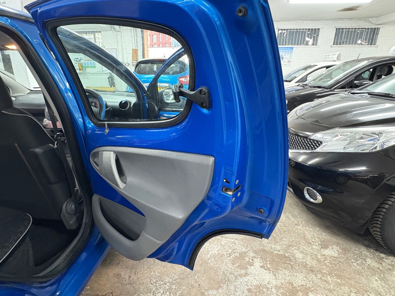 Used Peugeot 107 2009 for sale - 76107560: Photo 19