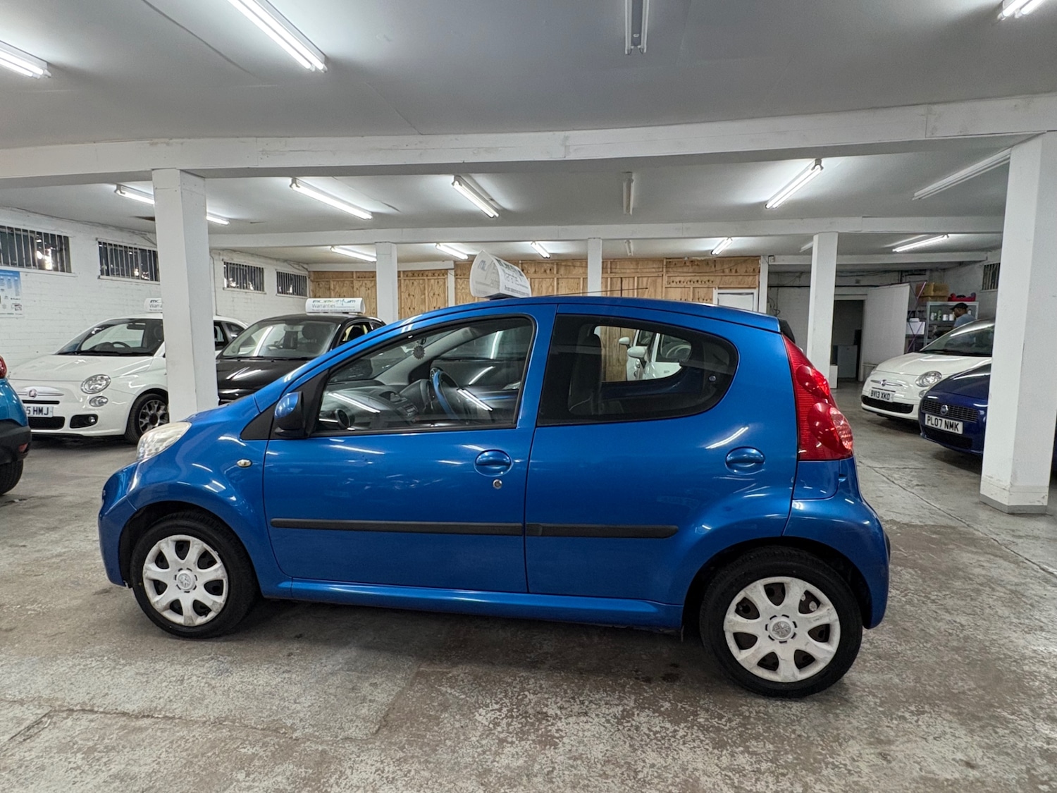 Used Peugeot 107 2009 for sale - 76107560: Photo 4