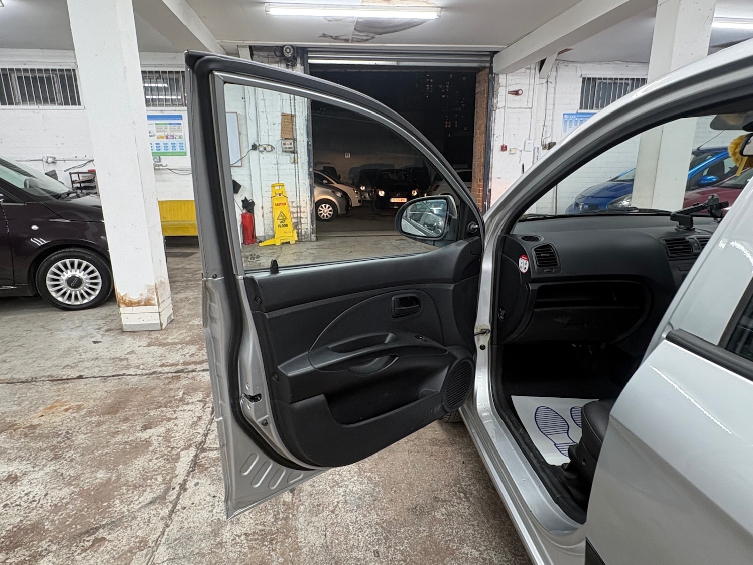 Used Kia Picanto 2010 for sale - 77938594: Photo 16