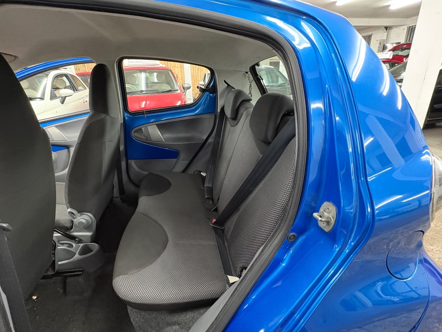 Used Toyota AYGO 2010 for sale - 77819174: Photo 12