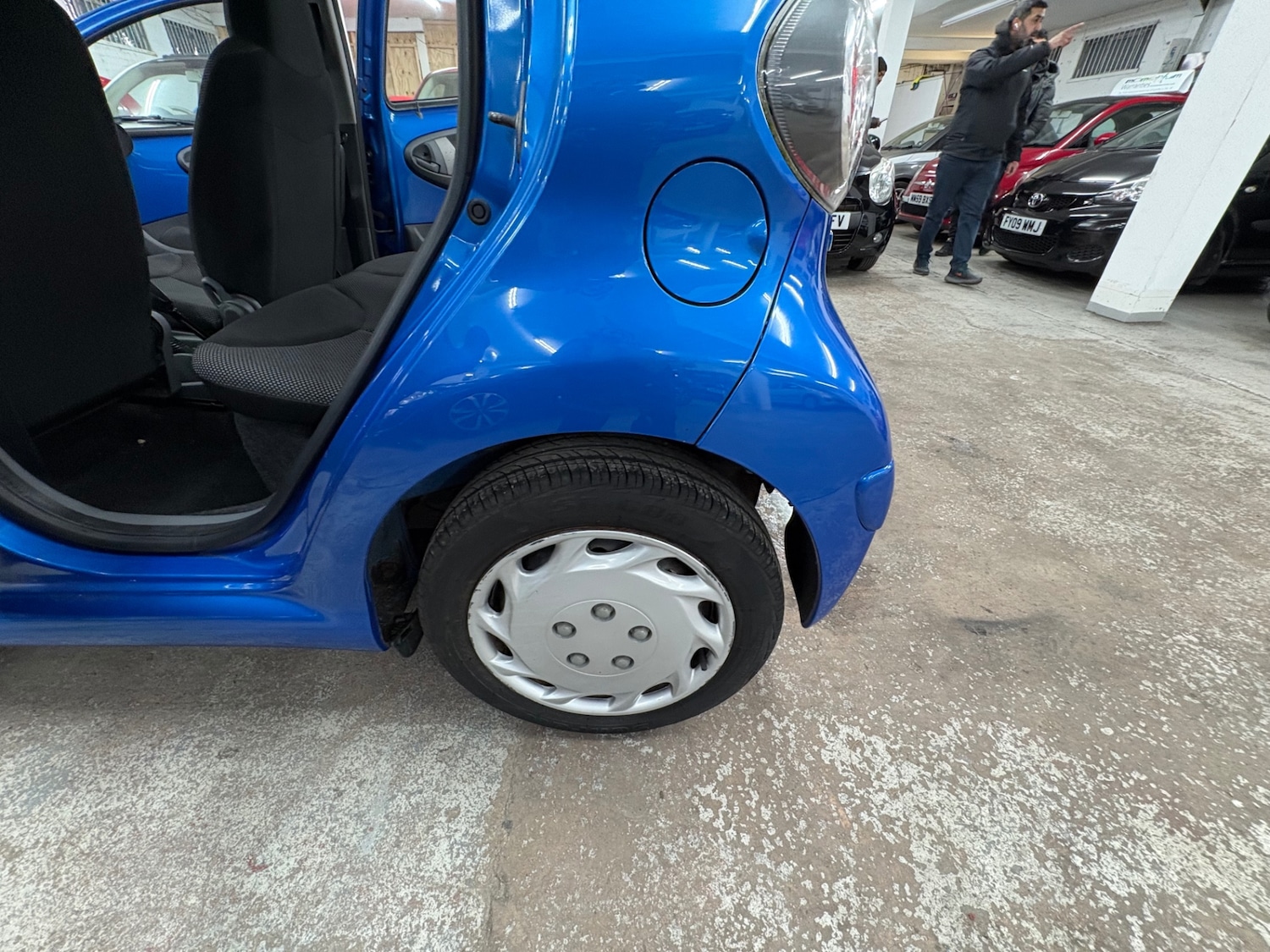 Used Toyota AYGO 2010 for sale - 77819174: Photo 17