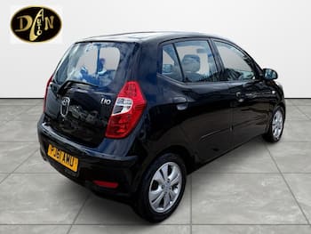 Used Hyundai i10 2011 for sale - 79802320: Photo