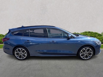 Used Ford Focus 2023 for sale - 78281451: Photo