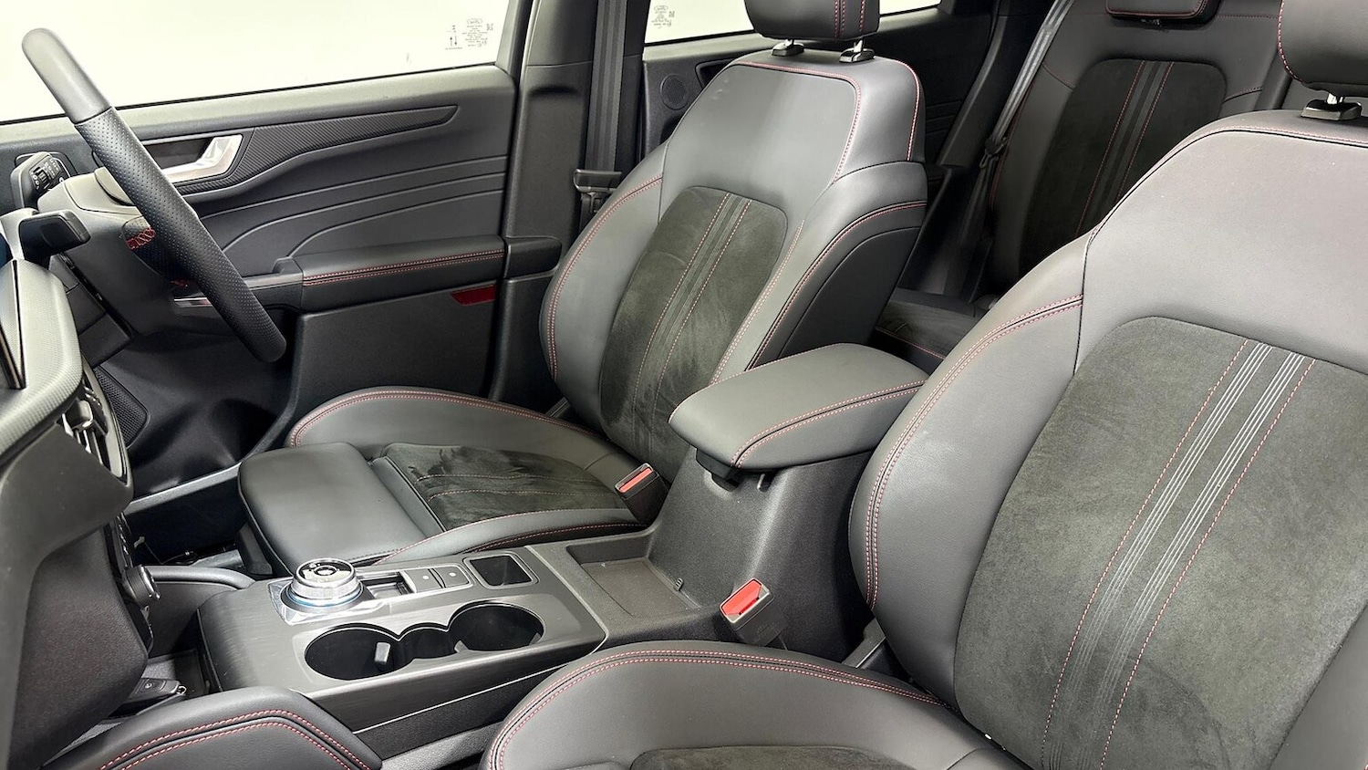 Used Ford Kuga 2024 for sale - 76974508: Photo 16