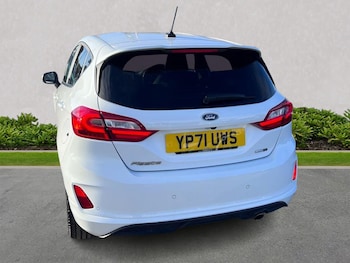 Used Ford Fiesta 2021 for sale - 76650151: Photo