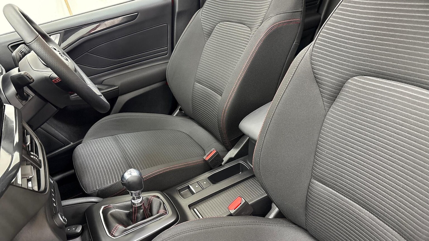 Used Ford Focus 2025 for sale - 76510691: Photo 16