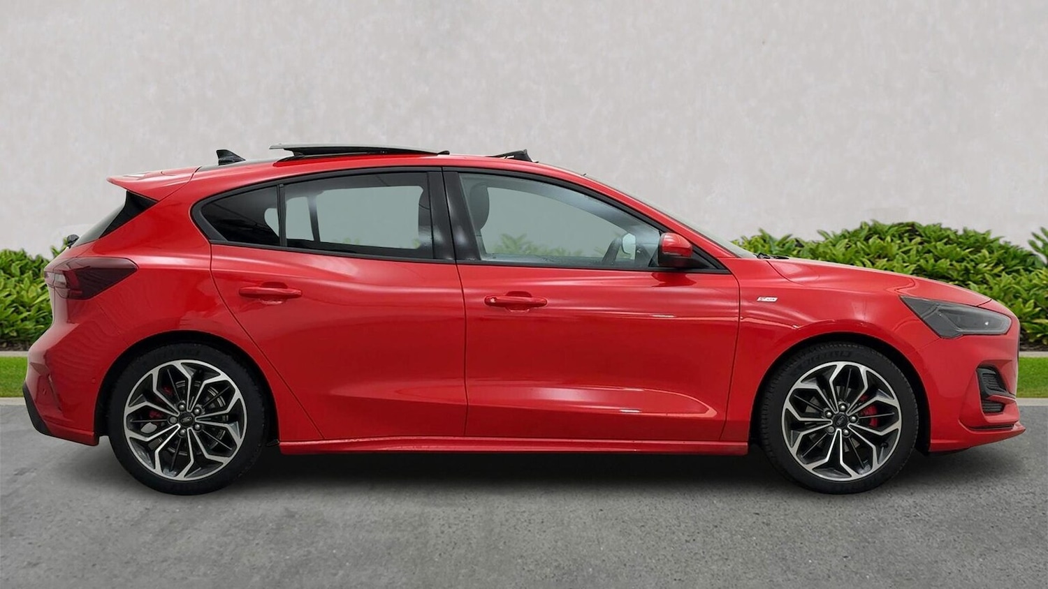 Used Ford Focus 2025 for sale - 76510691: Photo 3