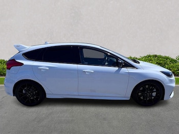 Used Ford Focus 2017 for sale - 75437581: Photo