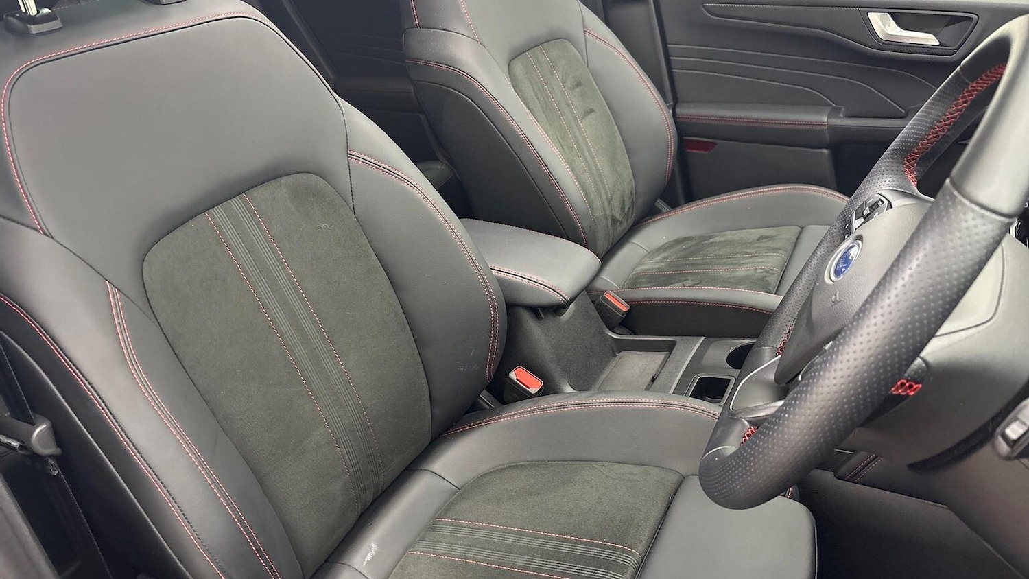 Used Ford Kuga 2024 for sale - 76940484: Photo 15