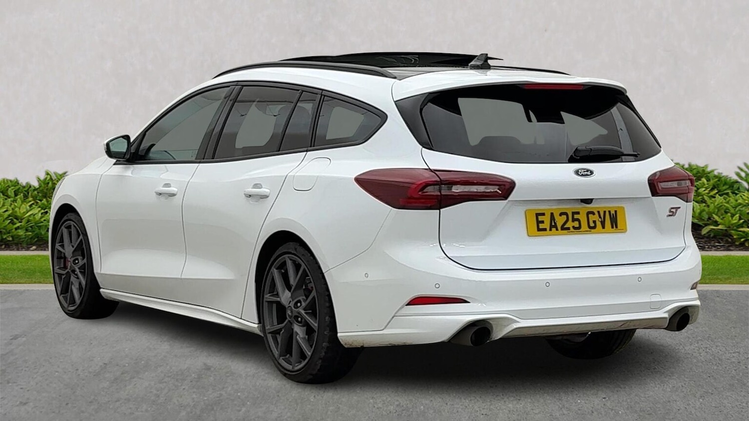 Used Ford Focus 2025 for sale - 76461790: Photo 2