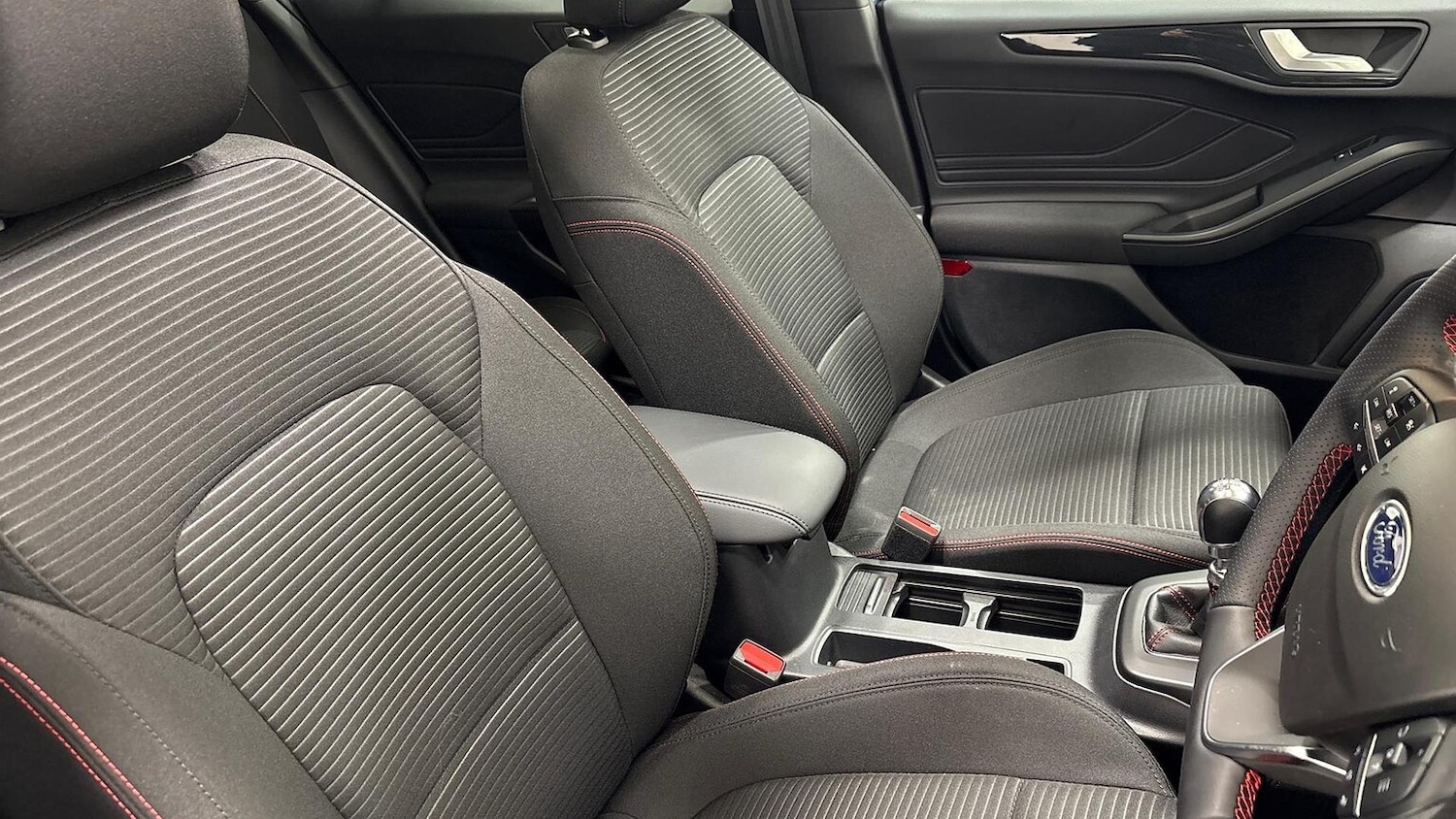 Used Ford Focus 2025 for sale - 76918988: Photo 15