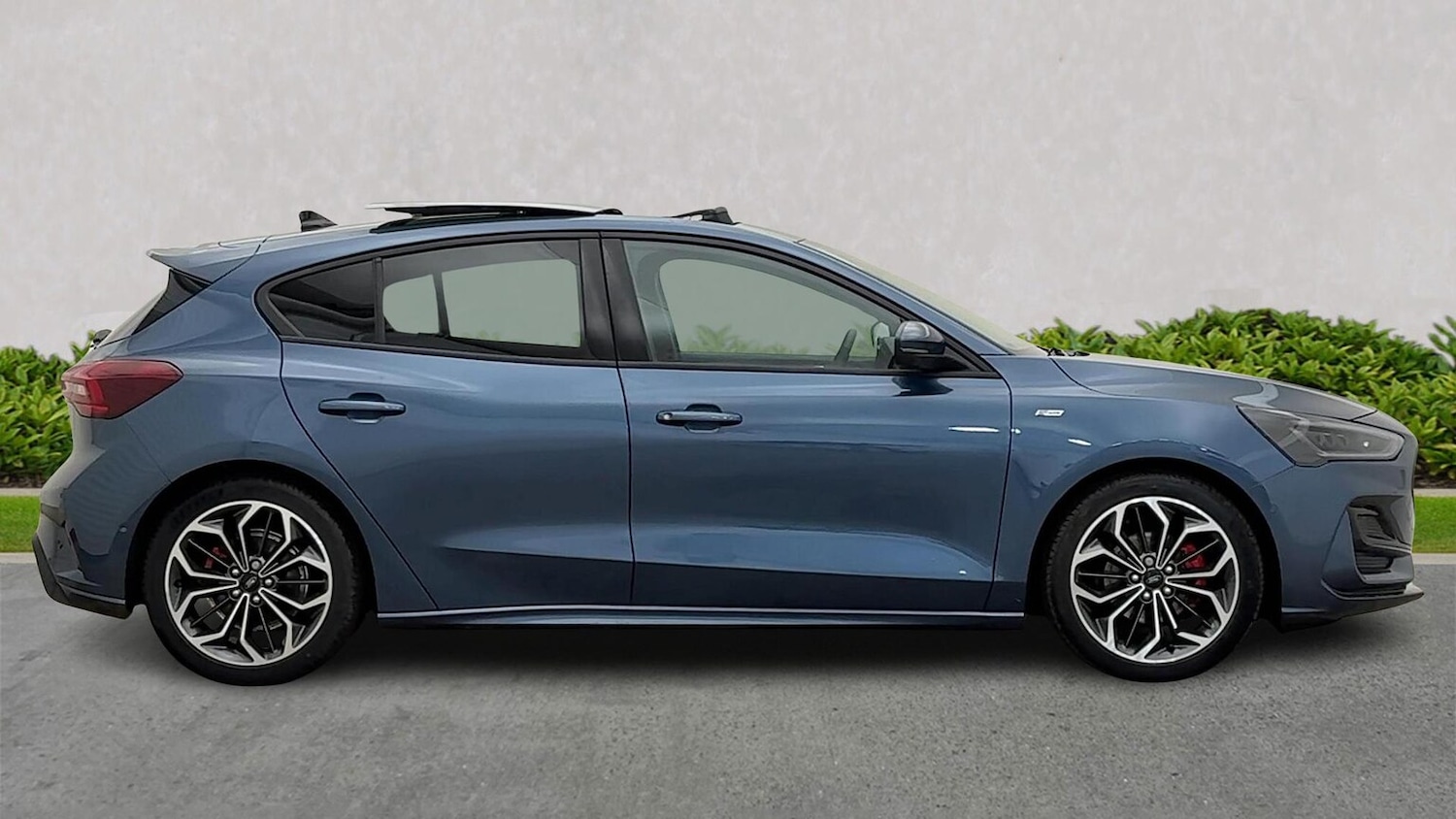 Used Ford Focus 2025 for sale - 76918988: Photo 3