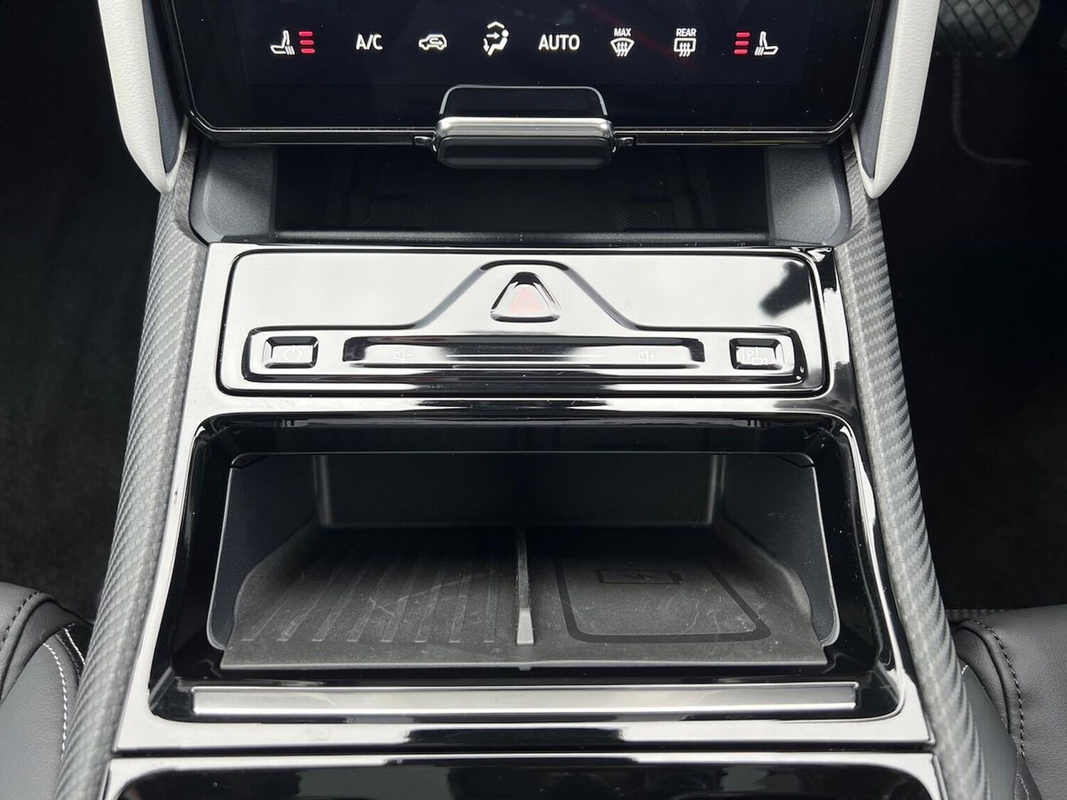 Used Ford Explorer 2024 for sale - 78194321: Photo 15