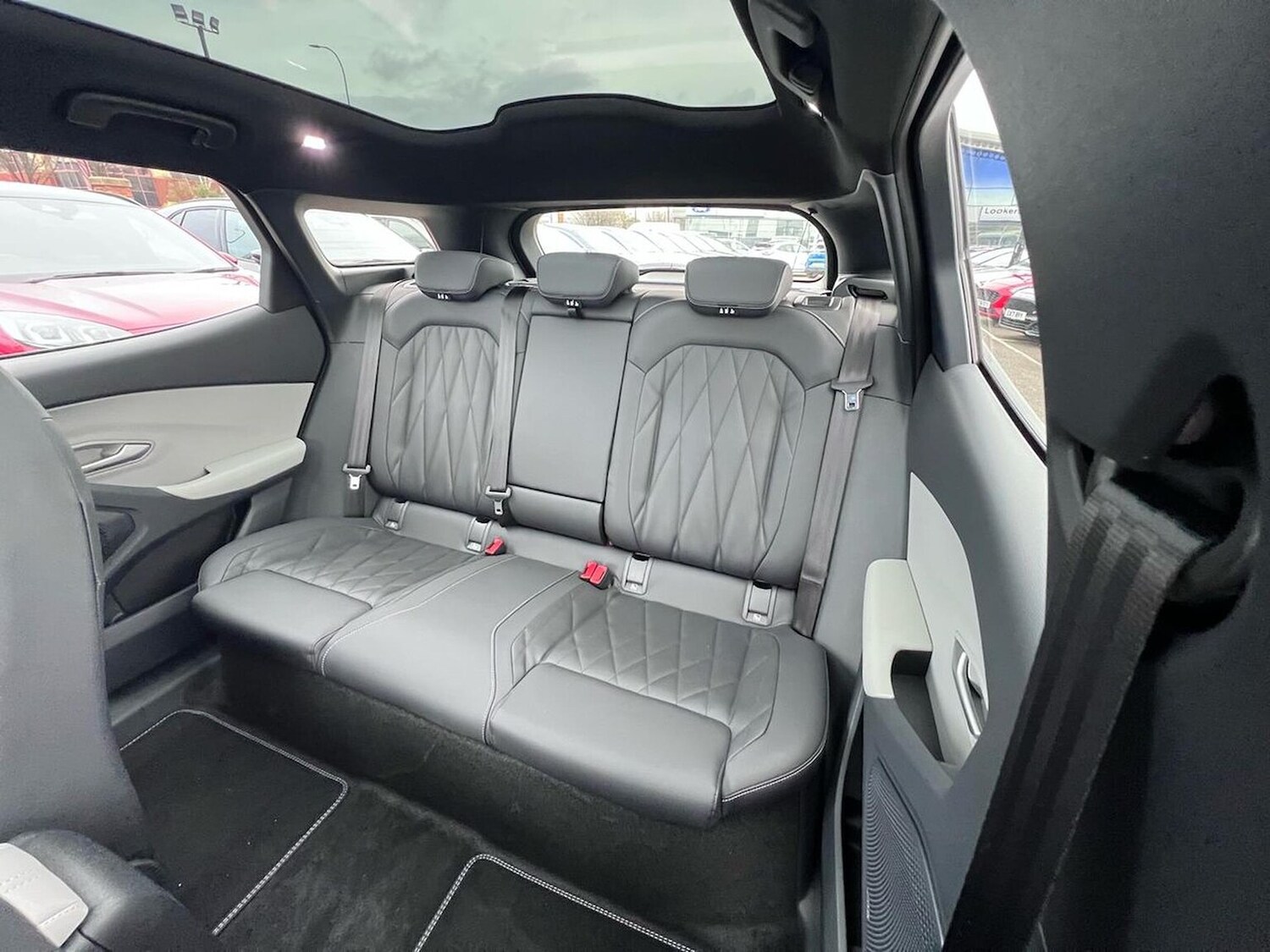 Used Ford Explorer 2024 for sale - 78194321: Photo 18