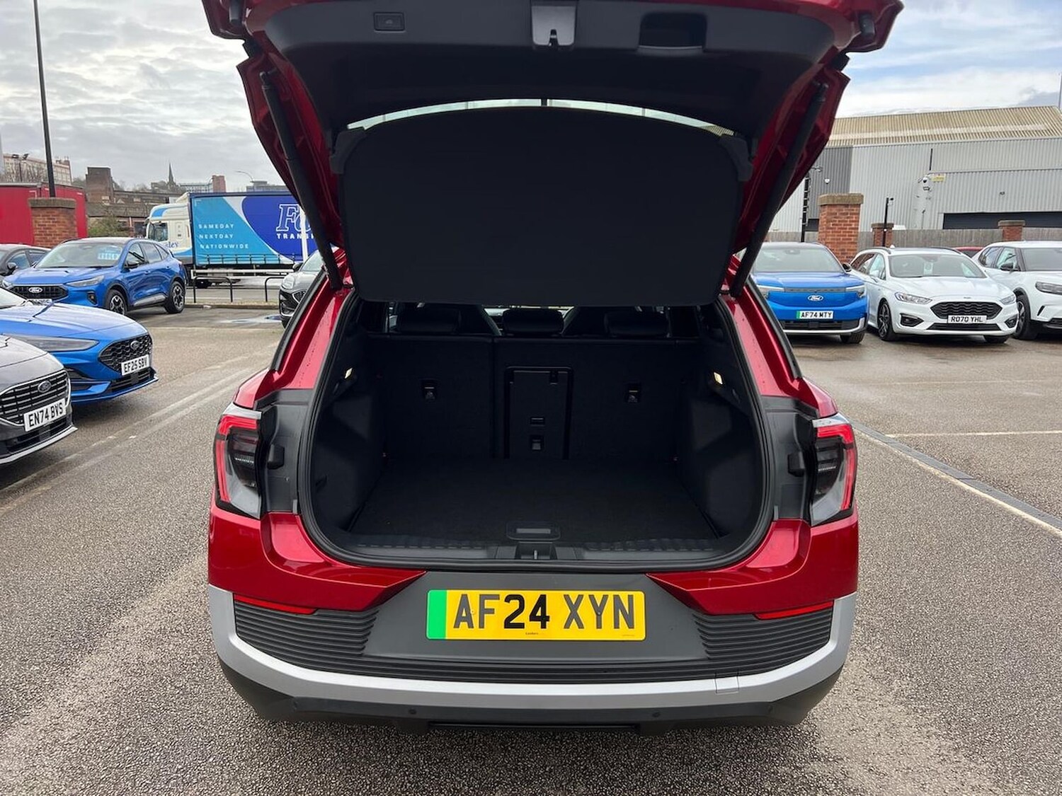 Used Ford Explorer 2024 for sale - 78194321: Photo 19