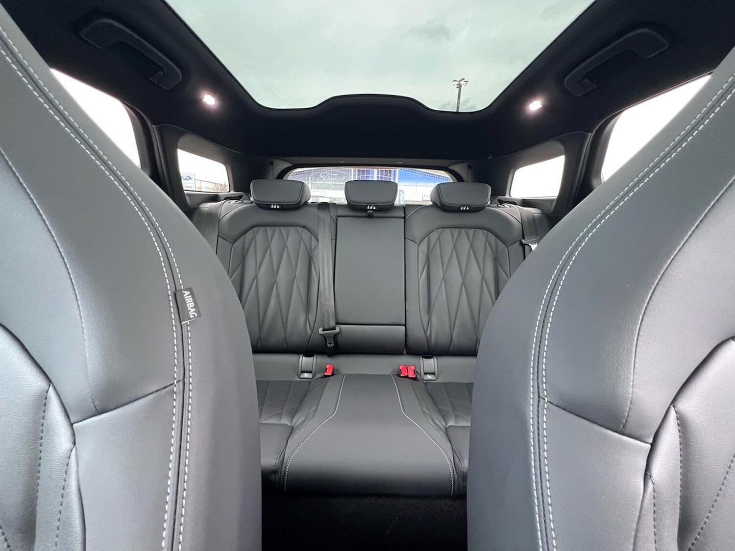 Used Ford Explorer 2024 for sale - 78194321: Photo 36