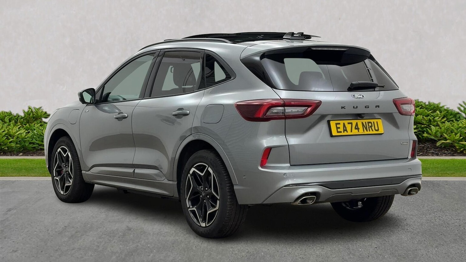 Used Ford Kuga 2025 for sale - 76945930: Photo 2