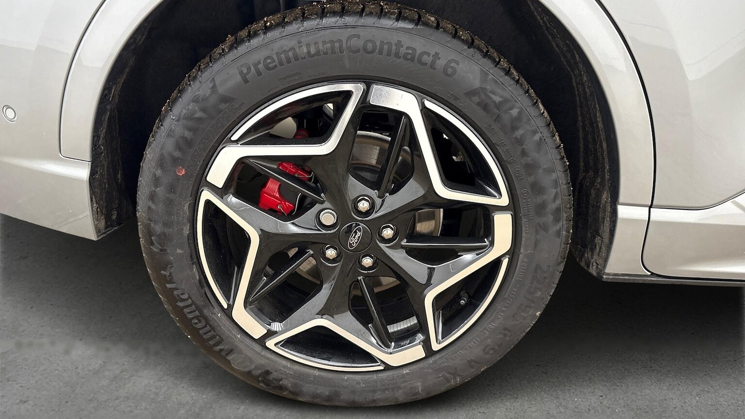 Used Ford Kuga 2025 for sale - 76945930: Photo 6