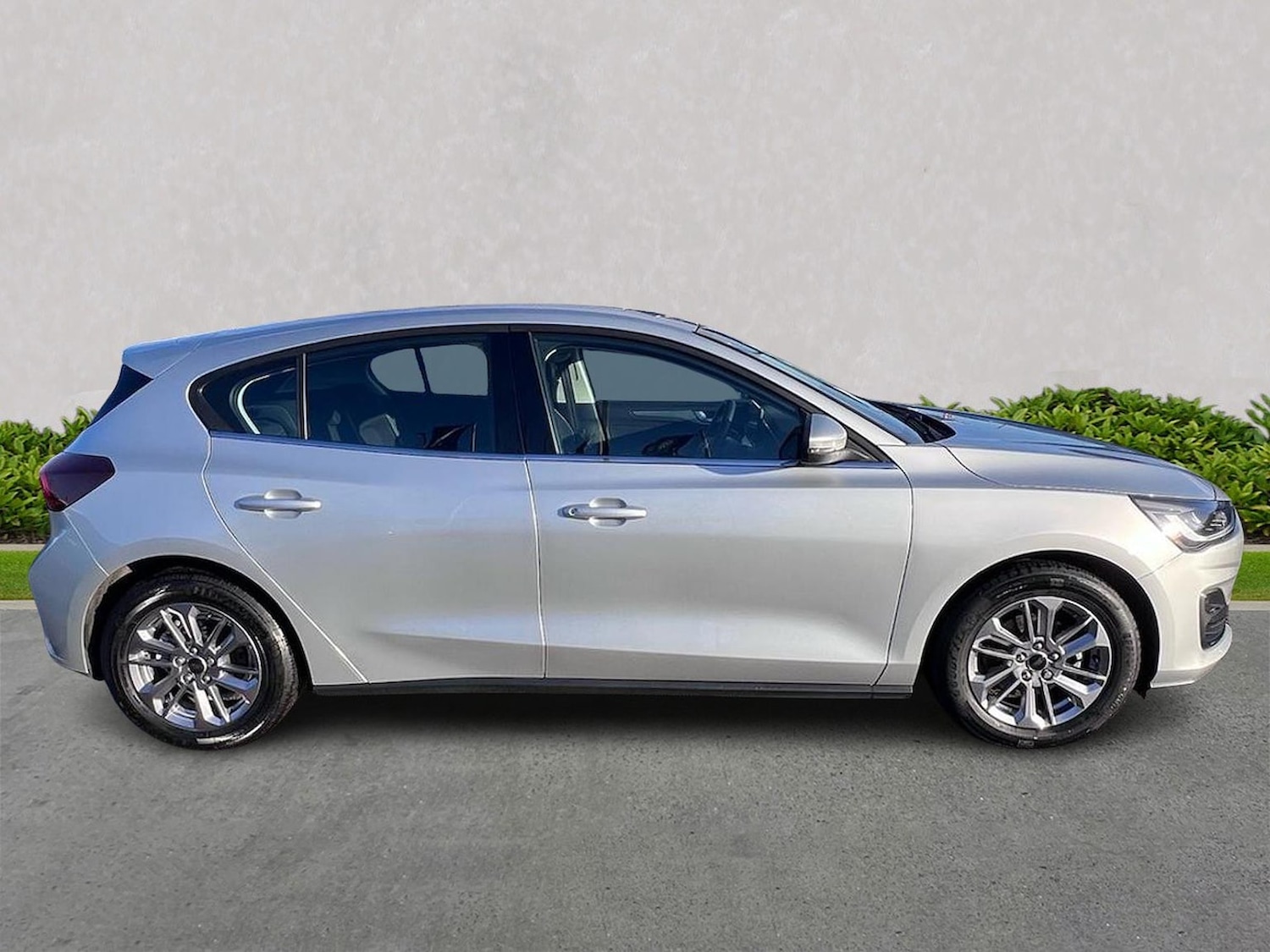 Used Ford Focus 2023 for sale - 76791901: Photo 3