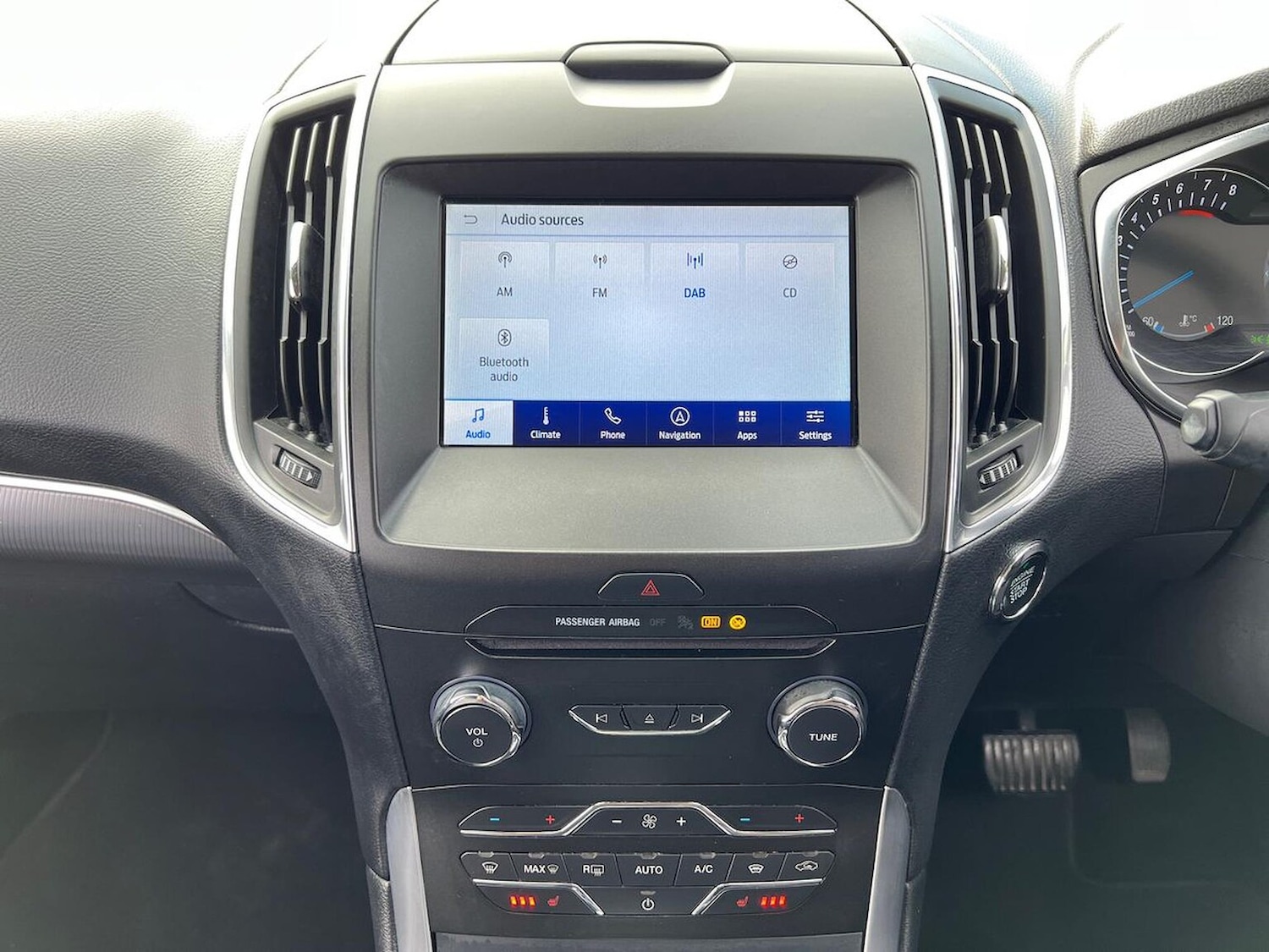 Used Ford Galaxy 2022 for sale - 76628060: Photo 25