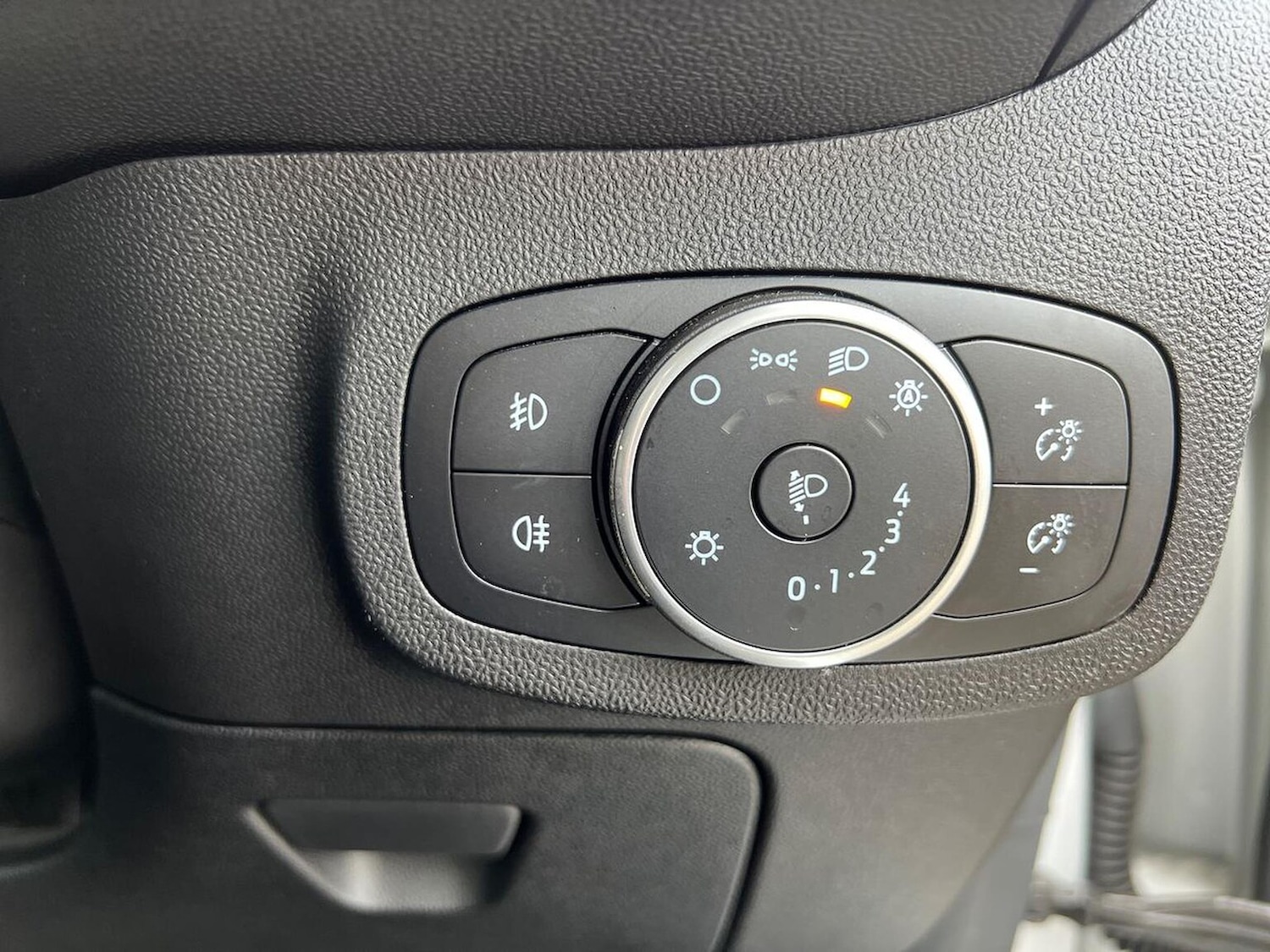 Used Ford Fiesta 2018 for sale - 76969037: Photo 22