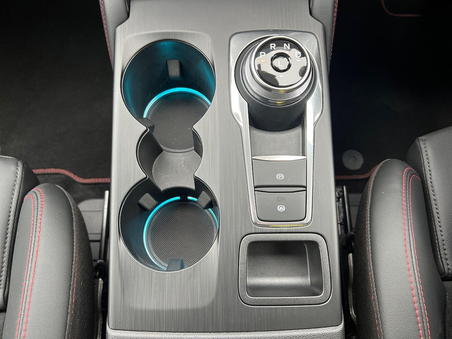 Used Ford Kuga 2025 for sale - 76316471: Photo 13