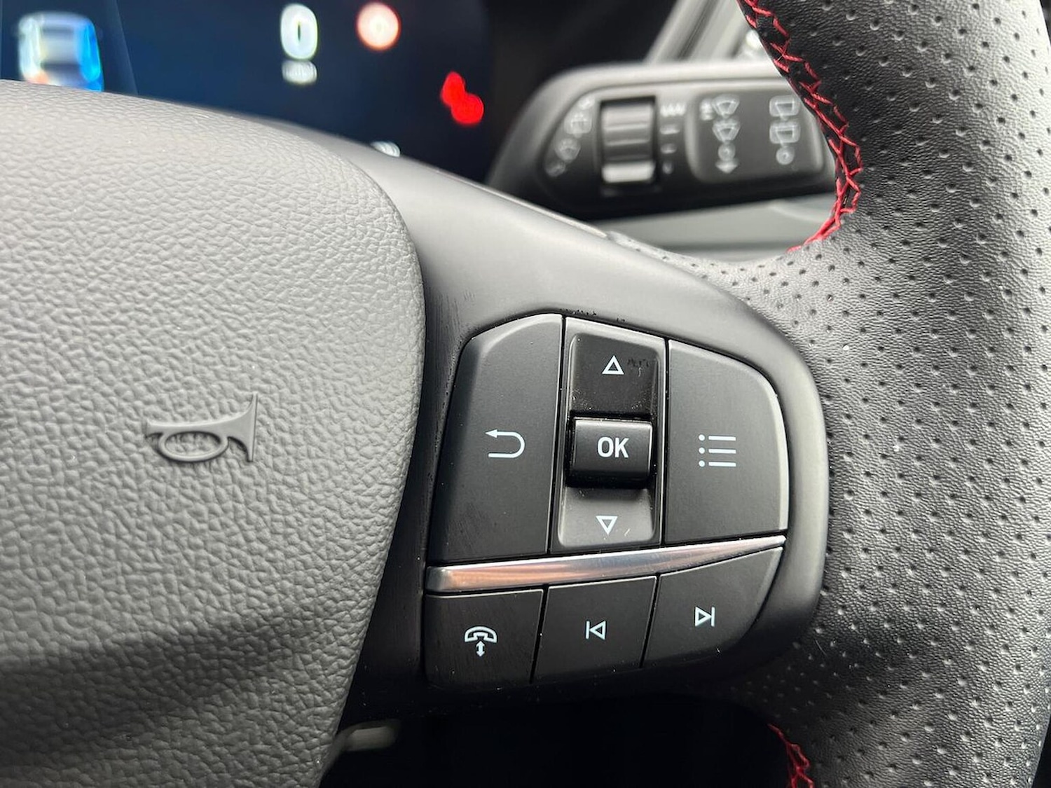 Used Ford Kuga 2025 for sale - 76316471: Photo 27