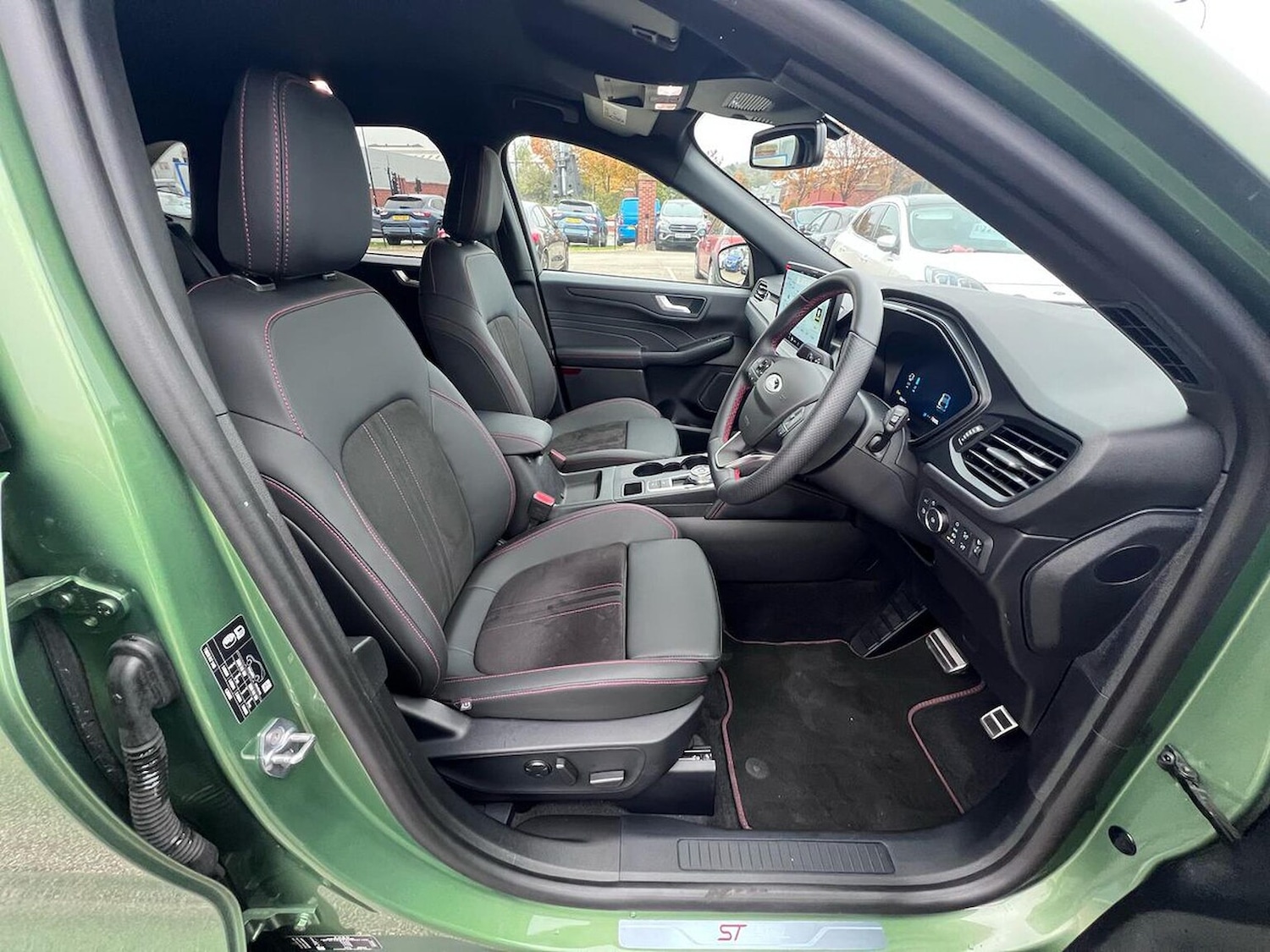 Used Ford Kuga 2025 for sale - 76316471: Photo 31