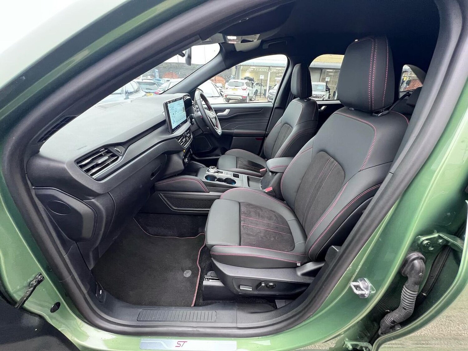 Used Ford Kuga 2025 for sale - 76316471: Photo 35