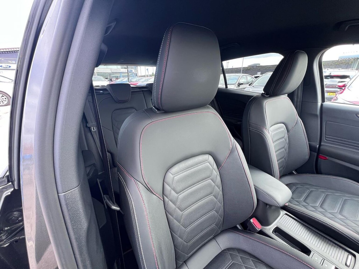 Used Ford Focus 2024 for sale - 76273487: Photo 32