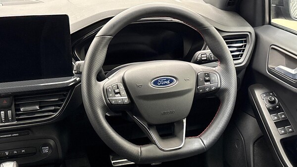 Used Ford Focus 2024 for sale - 76273487: Photo 8