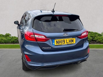 Used Ford Fiesta 2019 for sale - 76225102: Photo 2