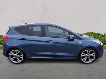 Used Ford Fiesta 2019 for sale - 76225102: Photo 3