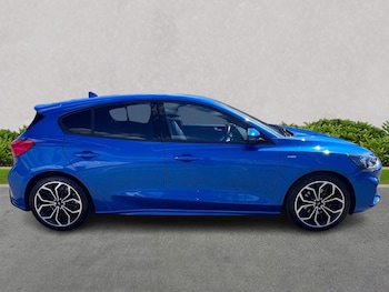 Used Ford Focus 2020 for sale - 78340471: Photo