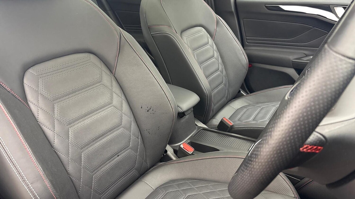 Used Ford Focus 2025 for sale - 76650158: Photo 15