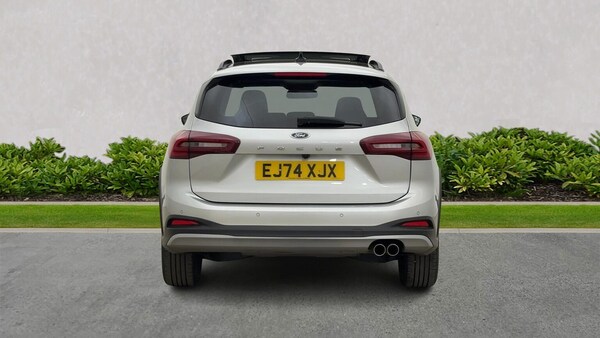 Used Ford Focus 2024 for sale - 76273481: Photo 4