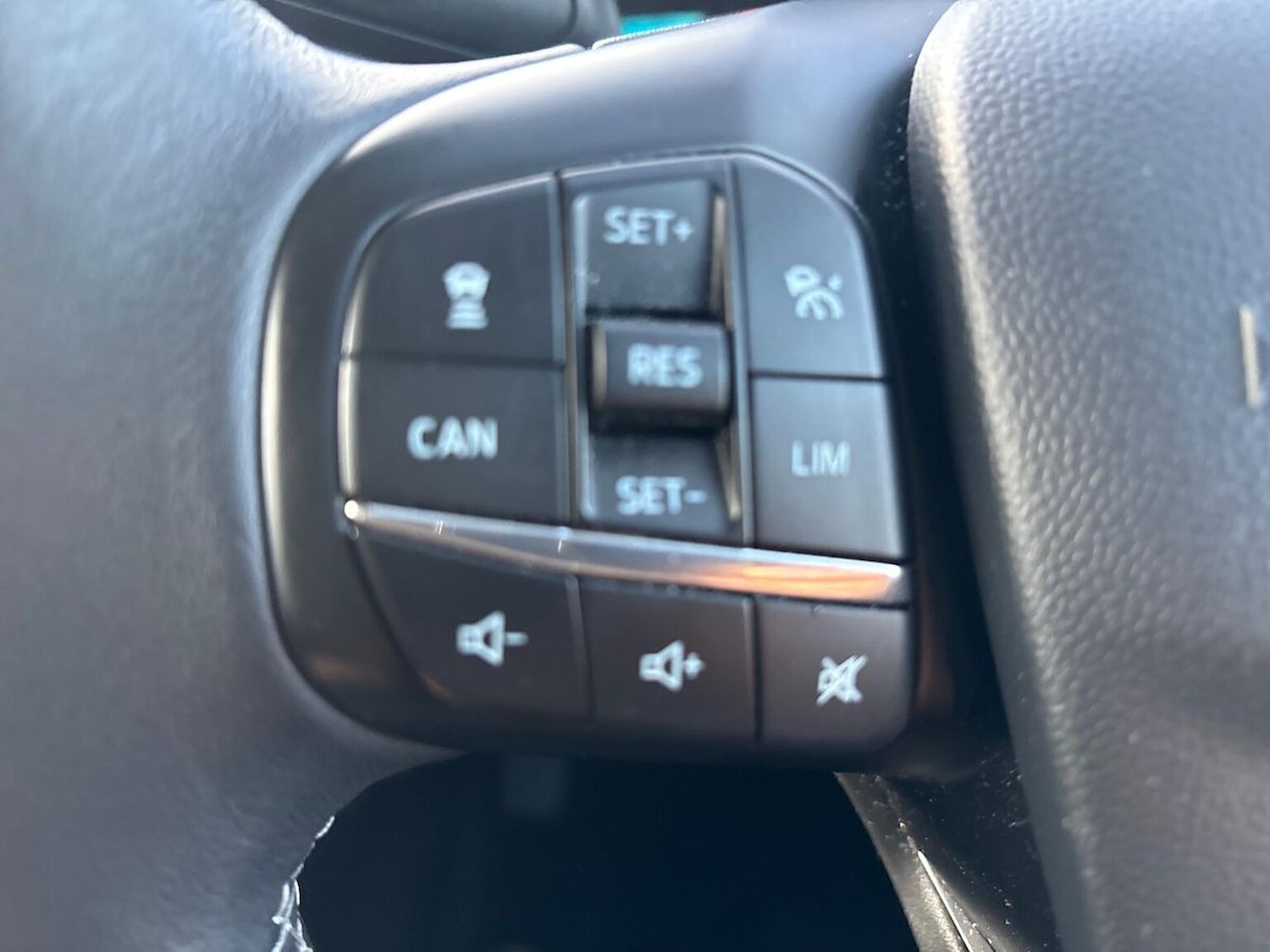 Used Ford Fiesta 2018 for sale - 76860033: Photo 26