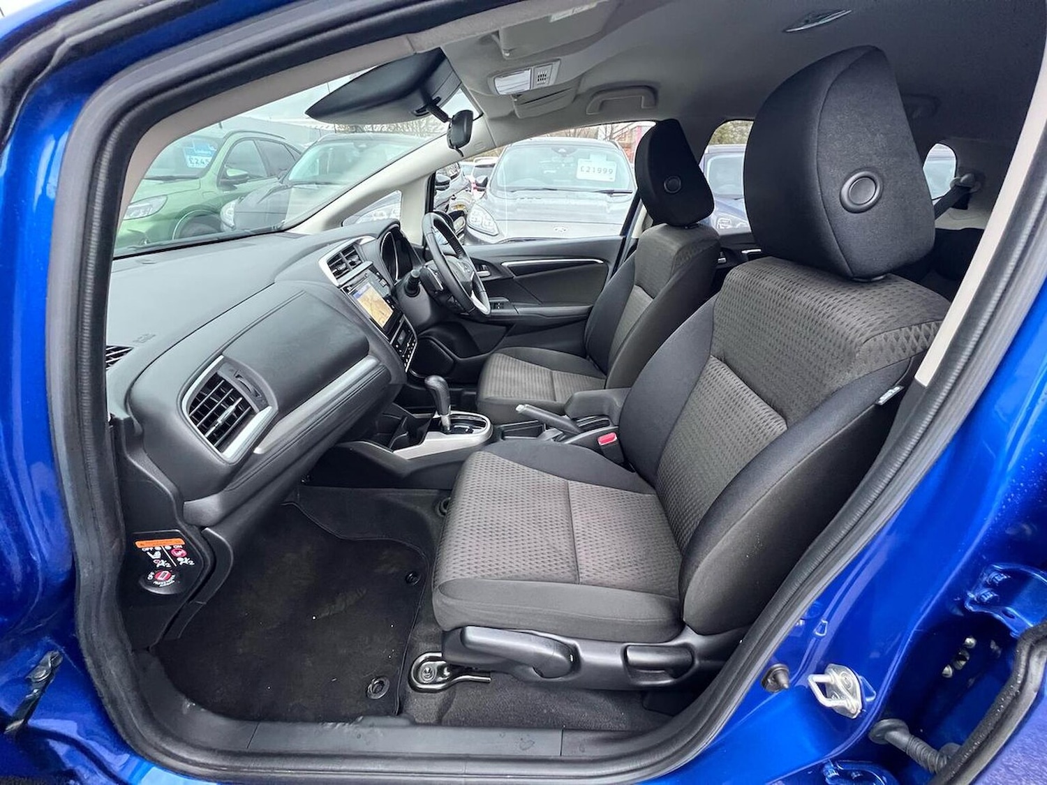 Used Honda Jazz 2019 for sale - 76591438: Photo 35