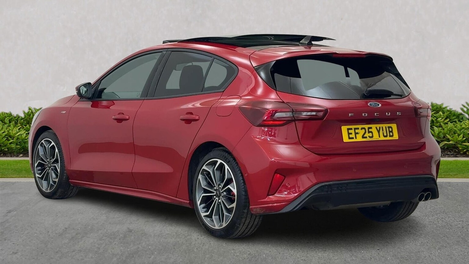 Used Ford Focus 2025 for sale - 76663767: Photo 2