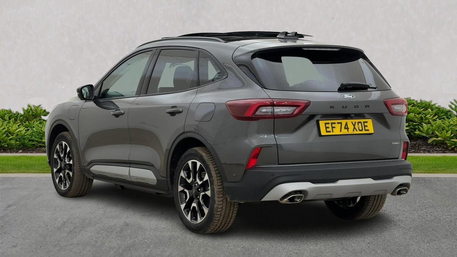 Used Ford Kuga 2024 for sale - 76945934: Photo 2