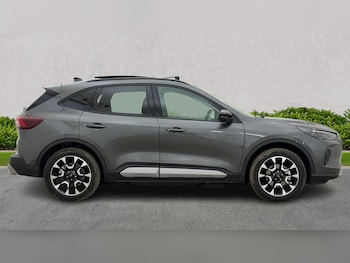 Used Ford Kuga 2024 for sale - 76945934: Photo