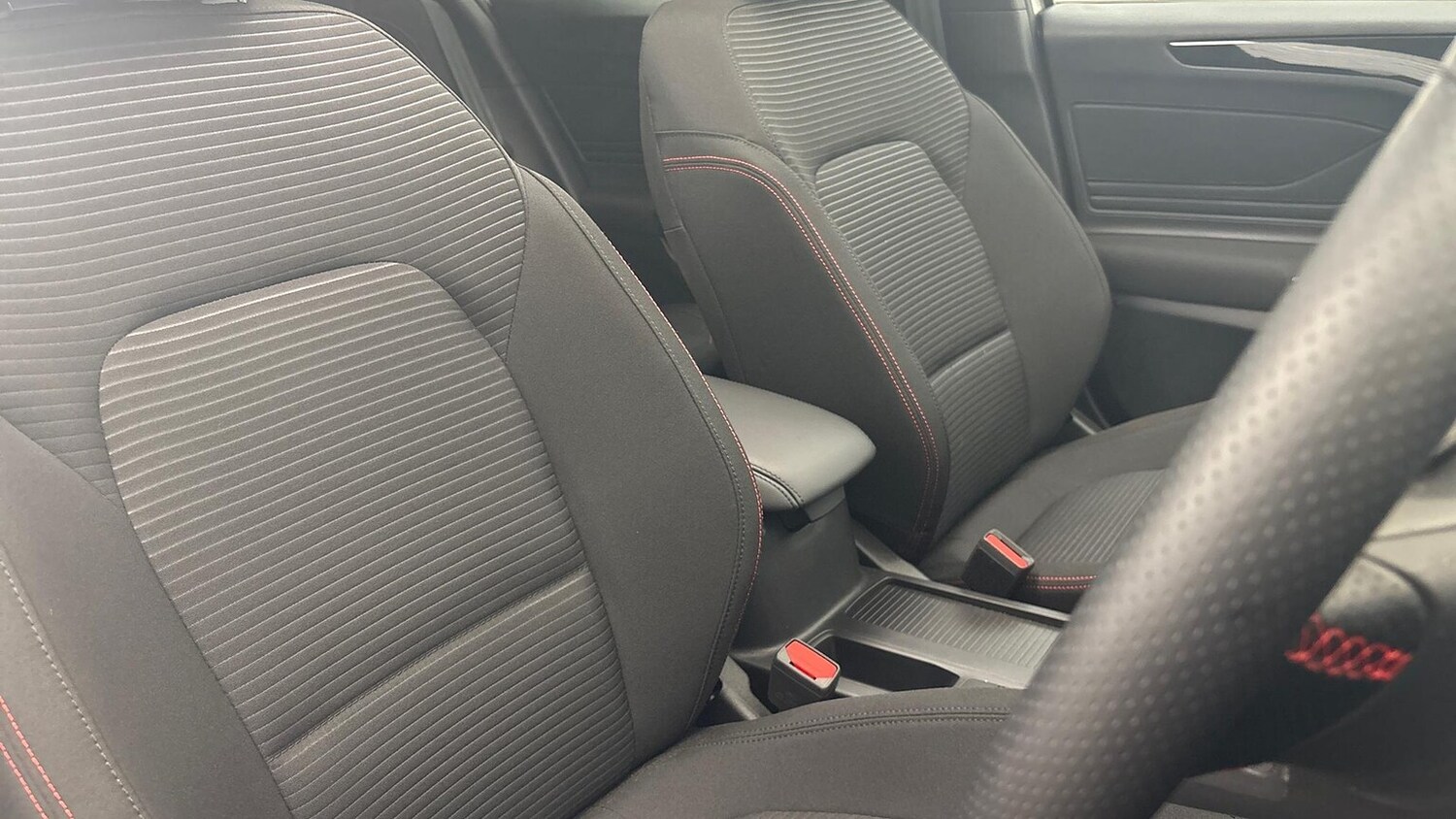 Used Ford Focus 2025 for sale - 76650157: Photo 18