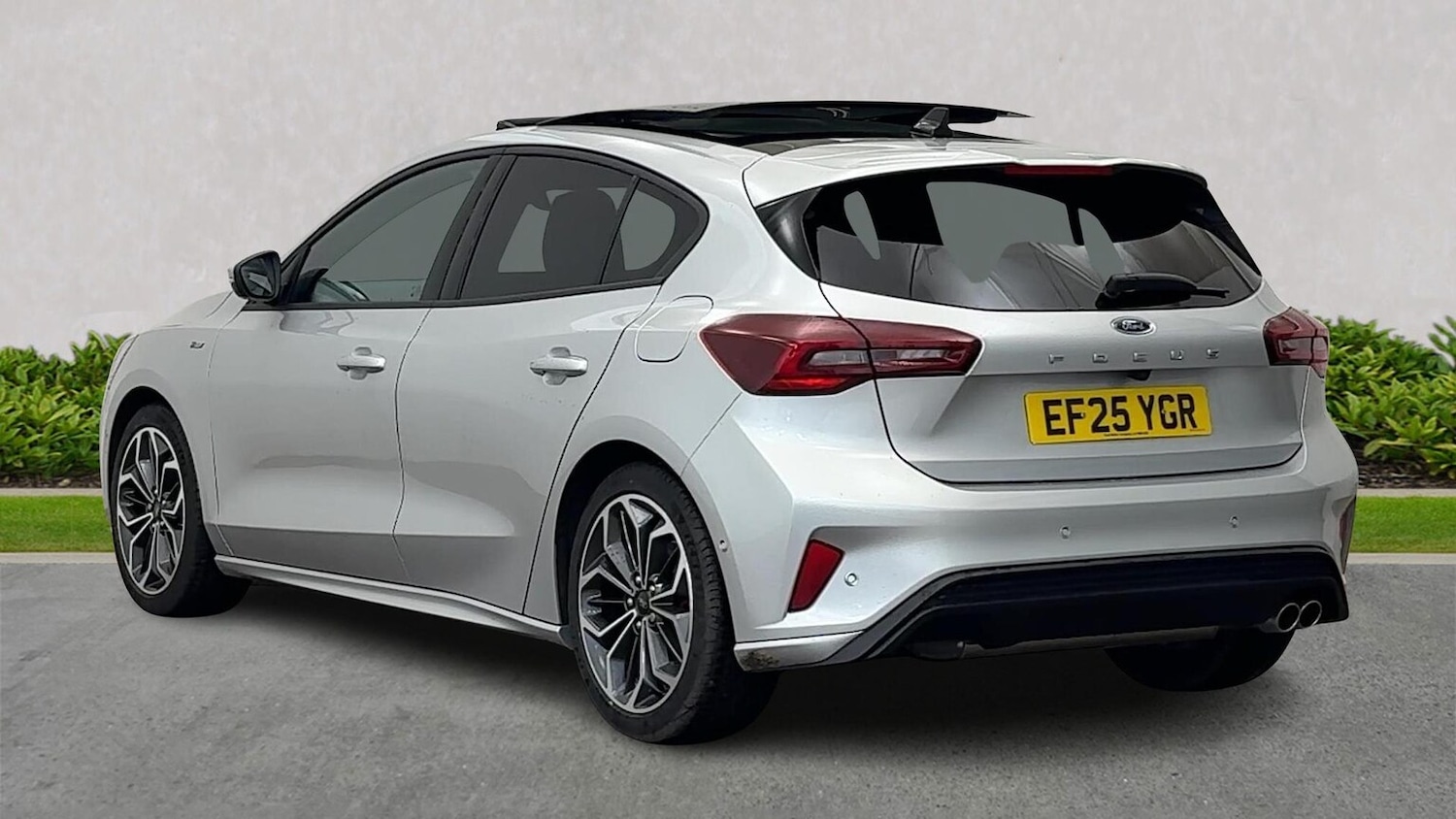 Used Ford Focus 2025 for sale - 76650157: Photo 2