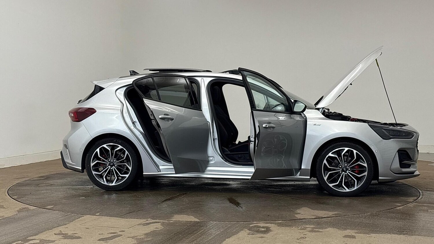 Used Ford Focus 2025 for sale - 76650157: Photo 24